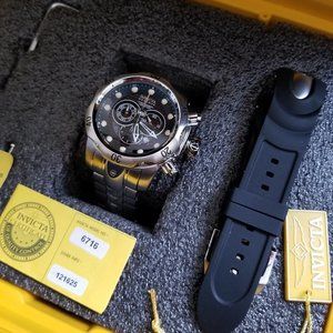 Invicta Venom Black Dial w/Strap Combo